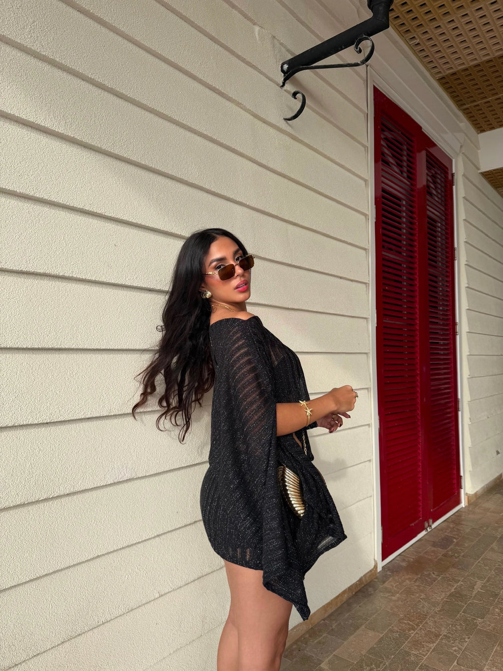 Blusa 7 Ways Crochet Negra Brillante