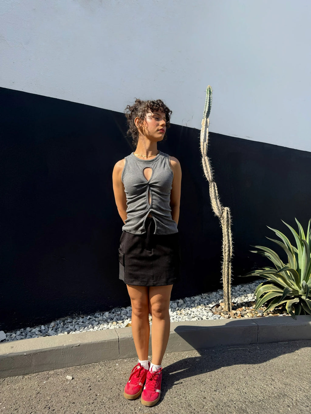 Tank Top Nudo Gris