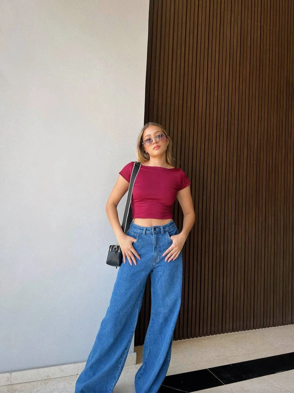 Blusa Basic Backout Red Wine