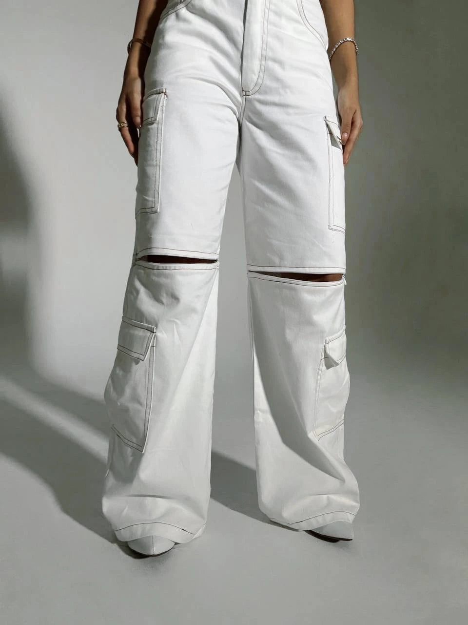 Pantalon Cargo Pespuntes Beige