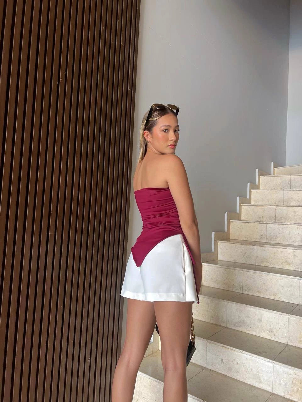 Irregular Top Largo Red