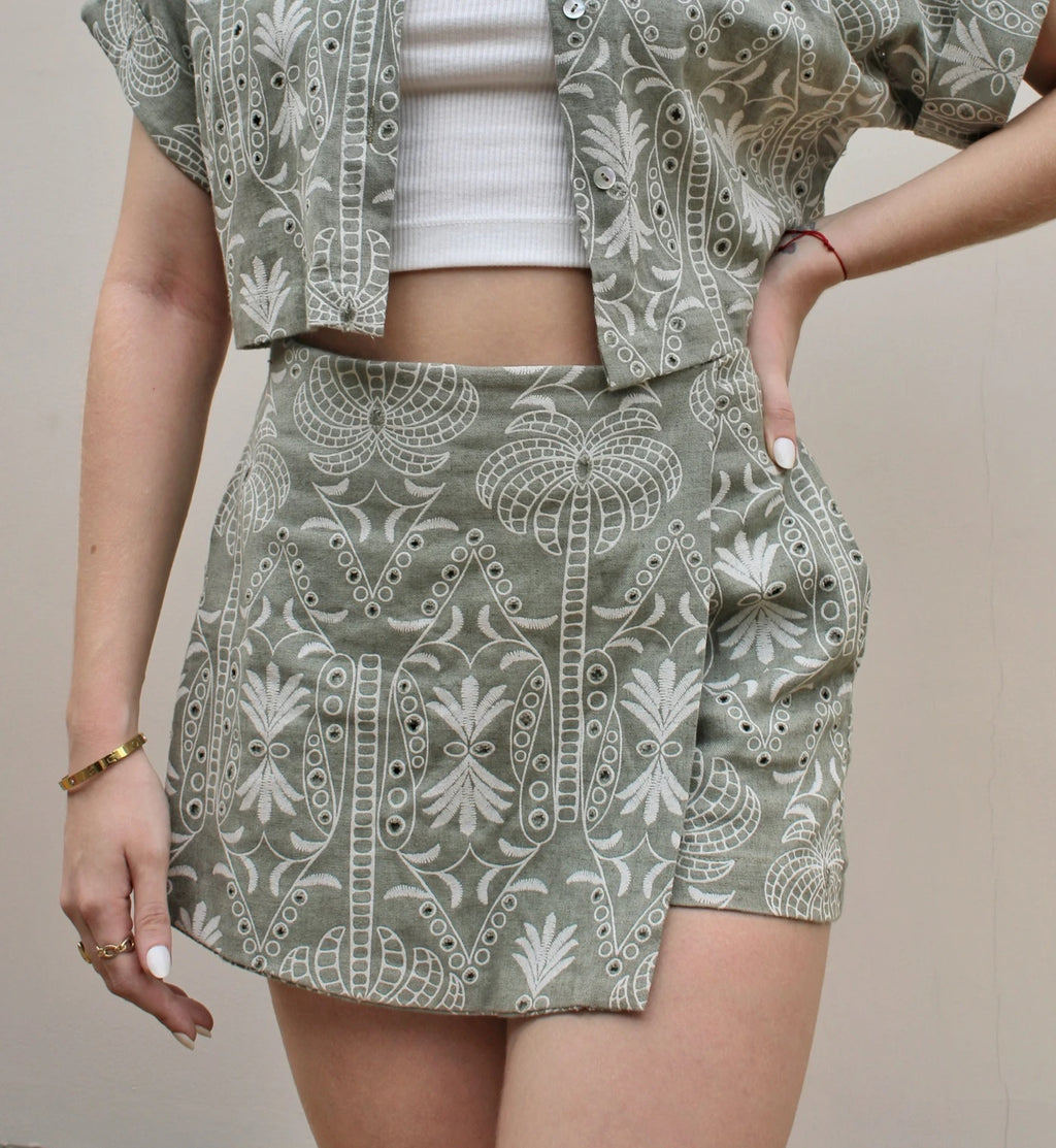 Falda Short Ojalillo Verde