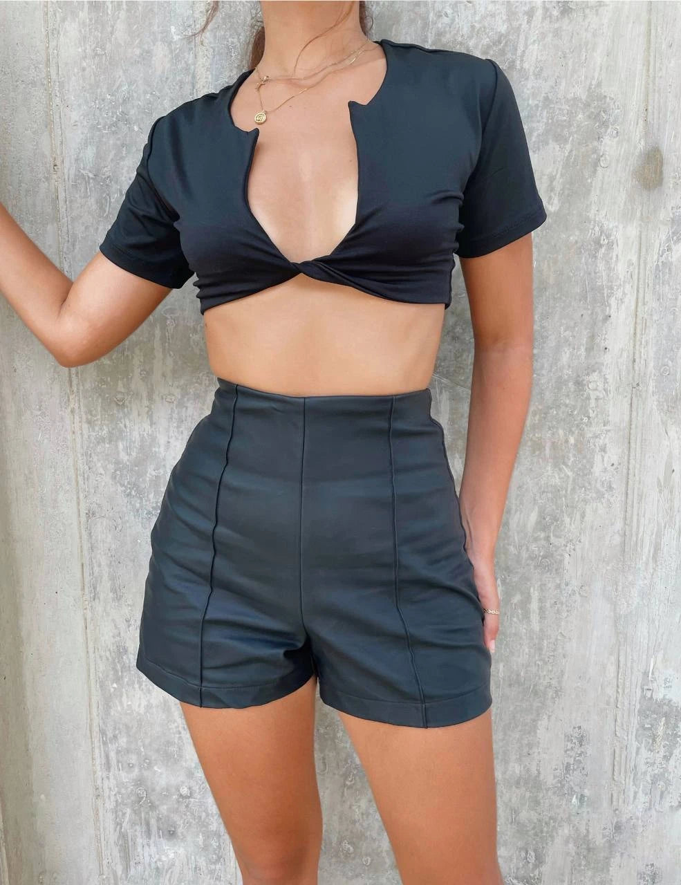 Short Vena Cuero