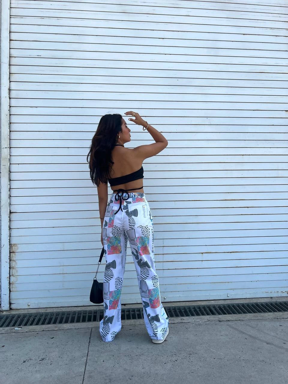 Crop Top Cruzado Negro