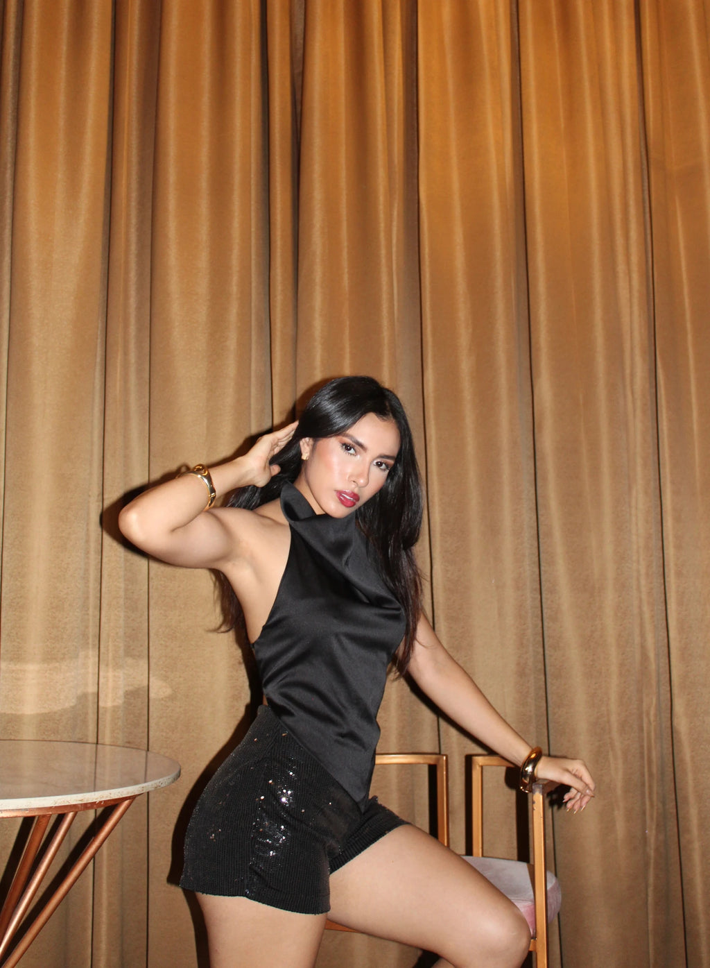 Blusa Bib Seda Negra