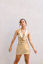 Blusa Bib Shine Dorada