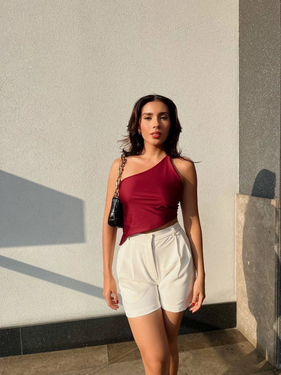 Irregular Top Backout Red