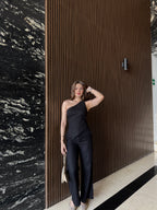 Blusa Asimetrica Lino Negra
