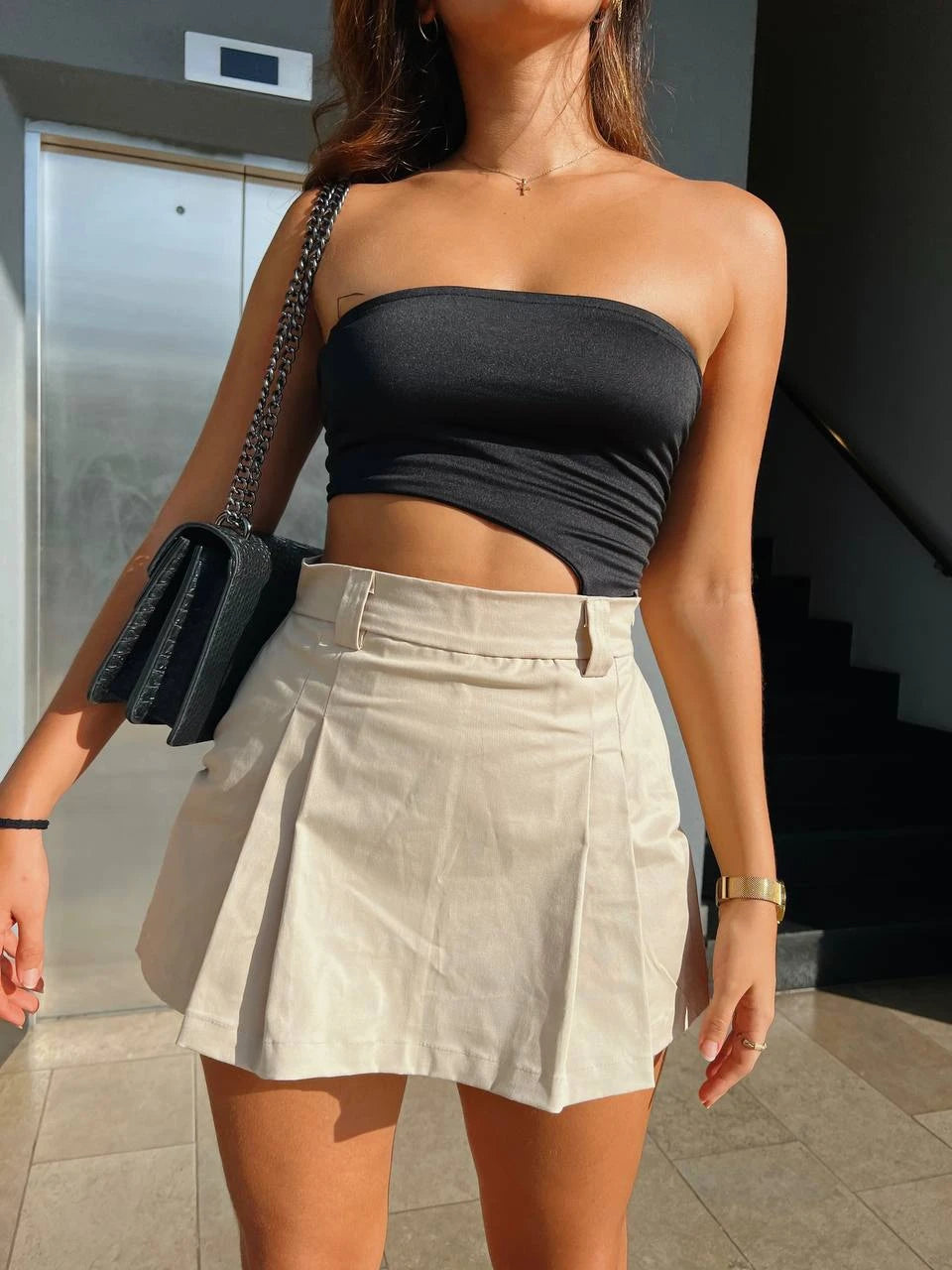 Falda Short Pliegues Kaqui