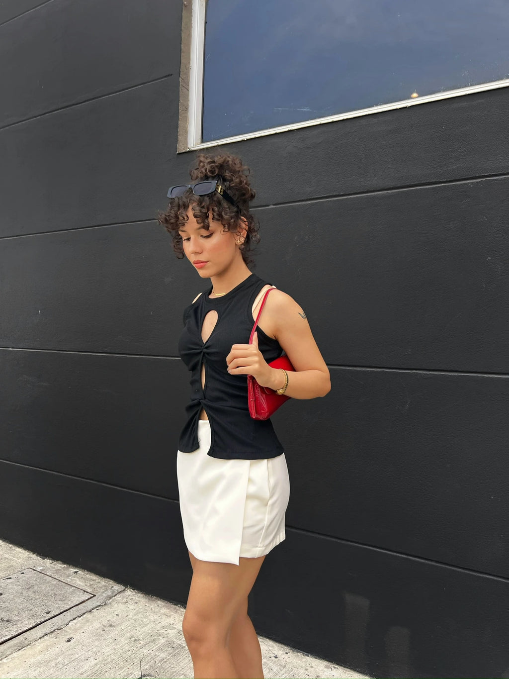 Tank Top Nudo Negro