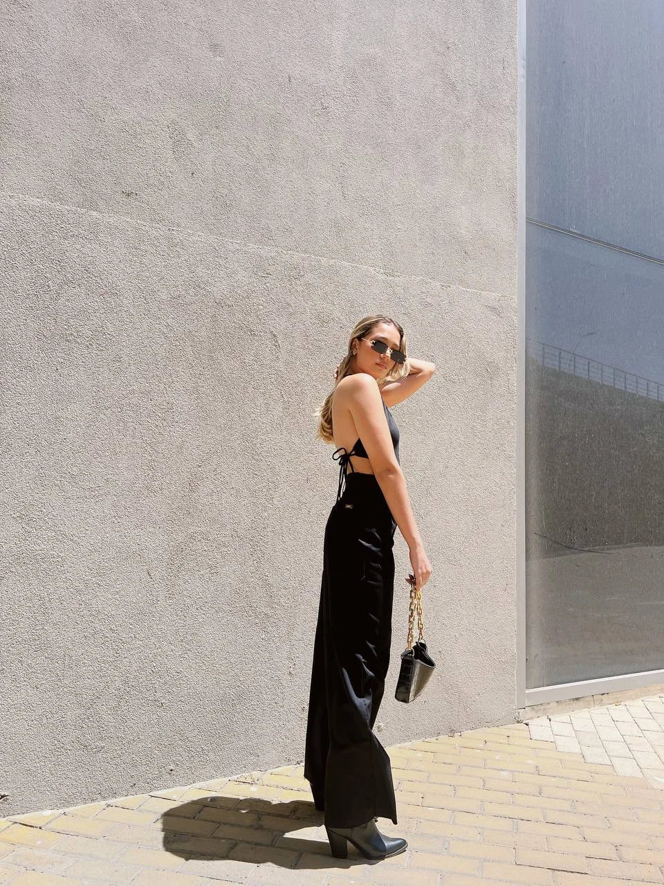 Irregular Top Backout Negro